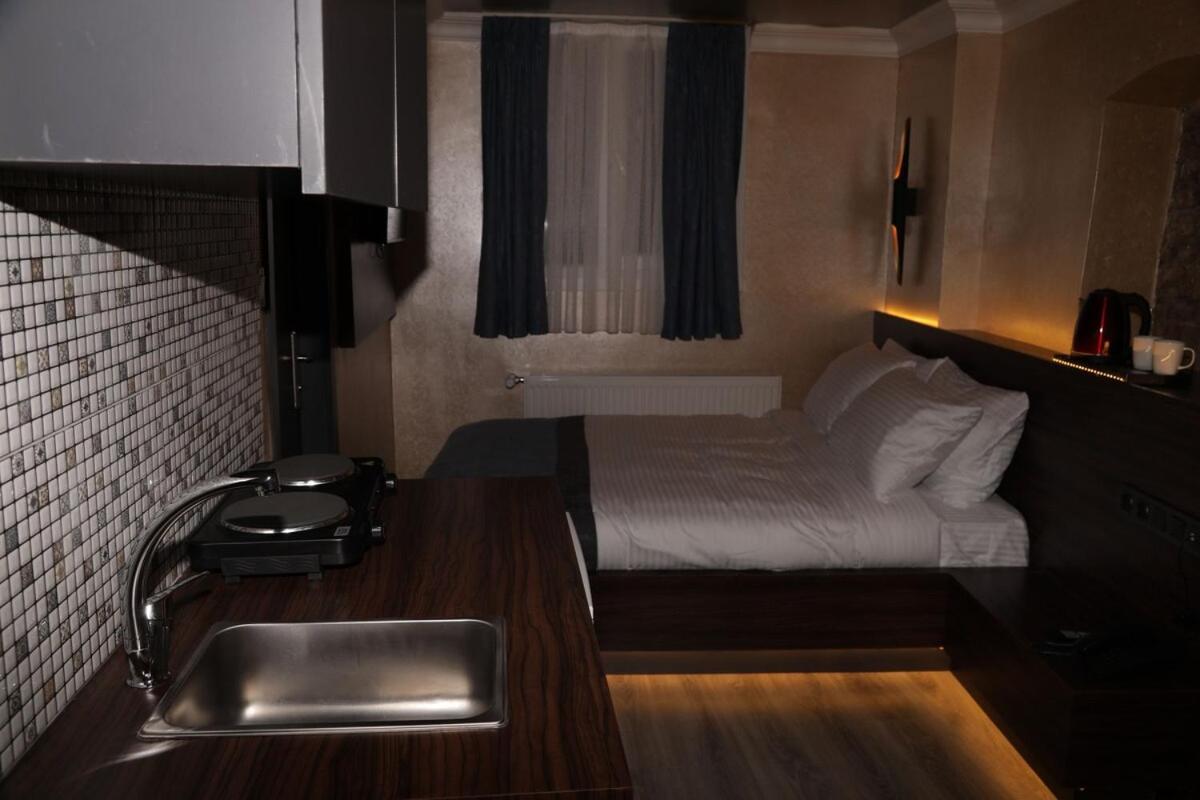 Taksim Heavenist Hotel Istanbul Exteriör bild
