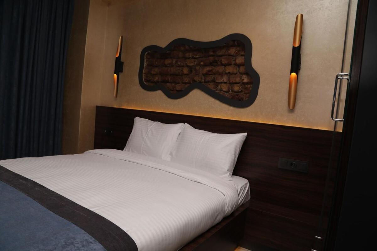 Taksim Heavenist Hotel Istanbul Exteriör bild